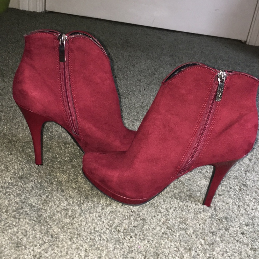 low cut red winter ankle boots.